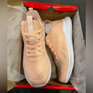 Brand new propet sneakers